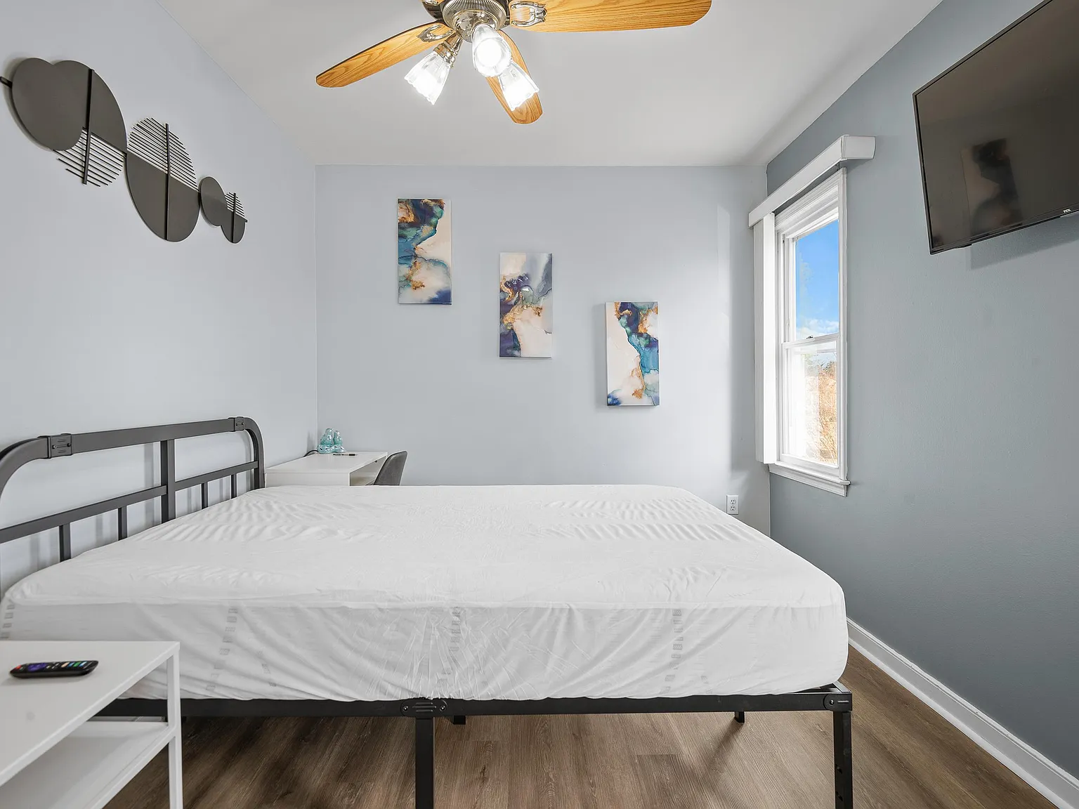4 bed, 3.0 bath, 1752 sqft, $1,027 — Photo 1