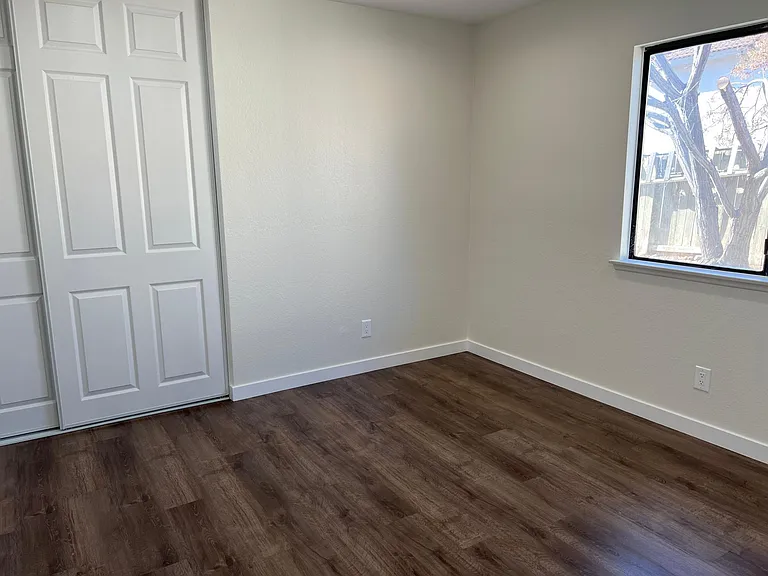 37743 Sulphur Springs Rd — Photo 8