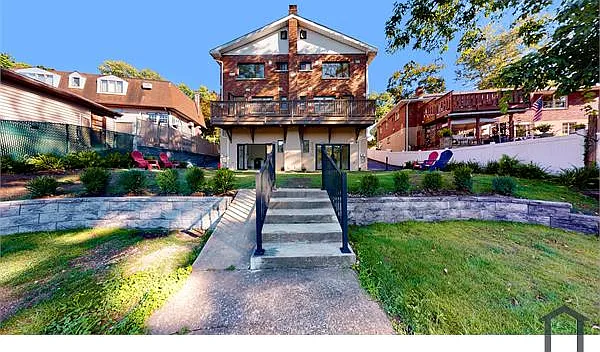 37 Lakeshore Dr — Photo 12