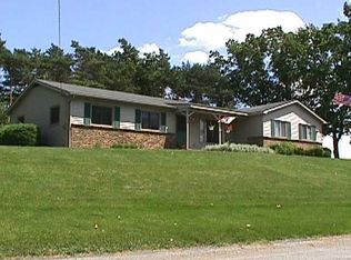 4363 Kroes St NE, Rockford, MI 49341