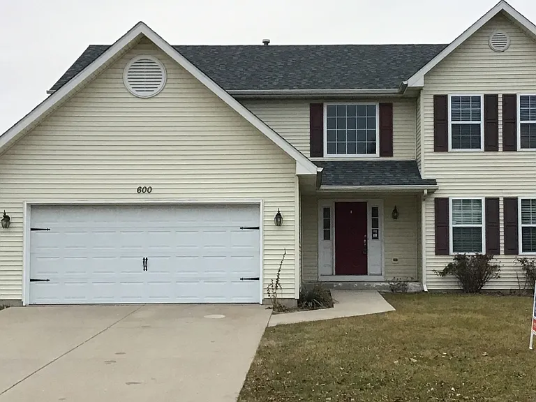 600 Heintz Dr — Photo 1