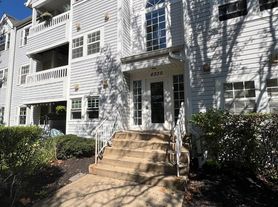 8330 Montgomery Rd, Ellicott City, MD