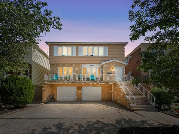 13 Schuyler Pl W, Bayonne, NJ 07002