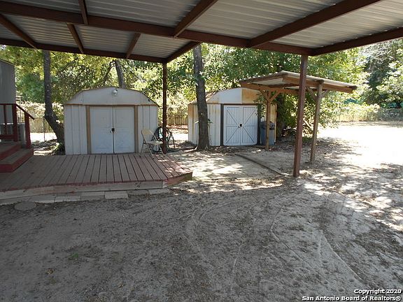 3rd image of 25333 Sand Cliff Dr