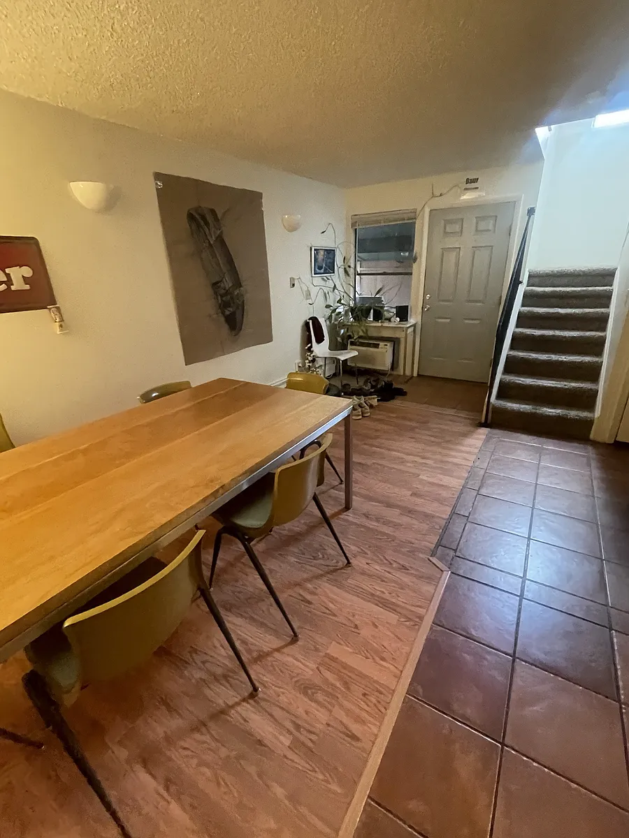 Building Photo - 2036 Canyon Blvd #3B