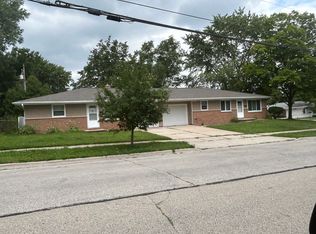 1284 Liberty St, Green Bay, WI 54304
