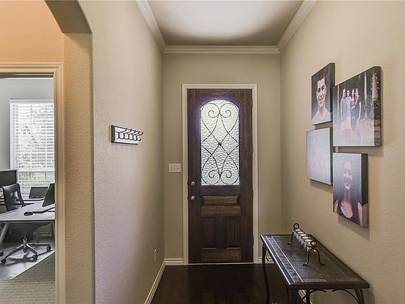 4th image of 5921 Mira Lago Ln
