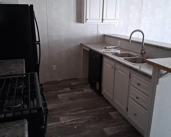 1019 W Main St #11 — Photo 9