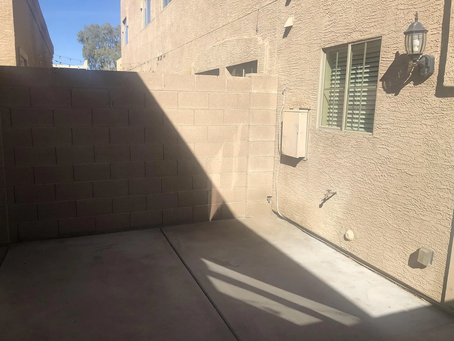 2838 E Tracy Ln Unit 2 - 1 — Photo 3
