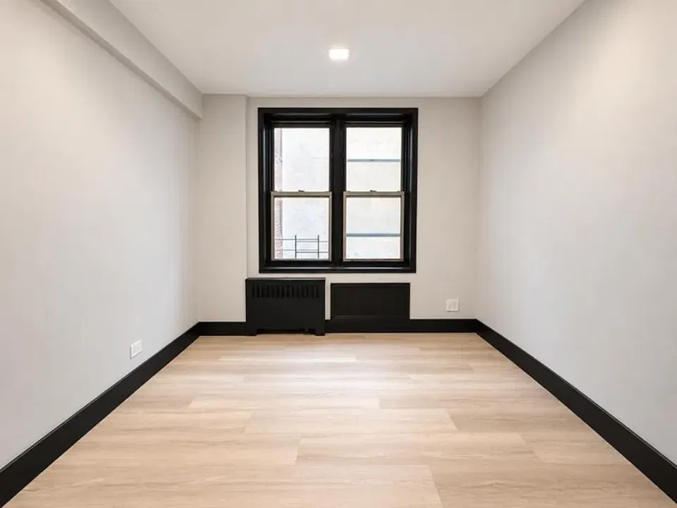9 W 103rd St #1FN