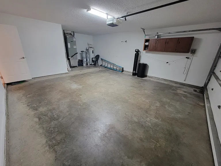 6319 Endelstow Ln — Photo 31