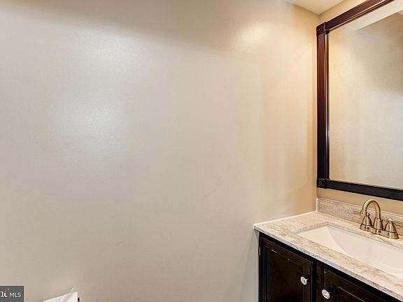 3rd image of 4205 Kenton Cir