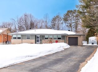 652 Baywood Rd, North Bay, ON P1B 4T1