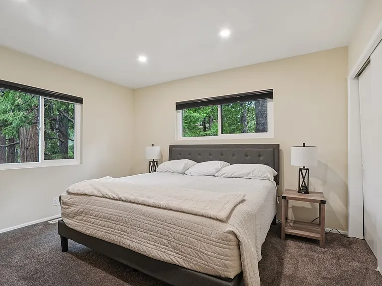 25340 Marion Ridge Dr — Photo 25