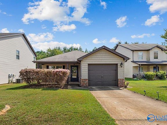 2nd image of 195 Briar Ridge Ln