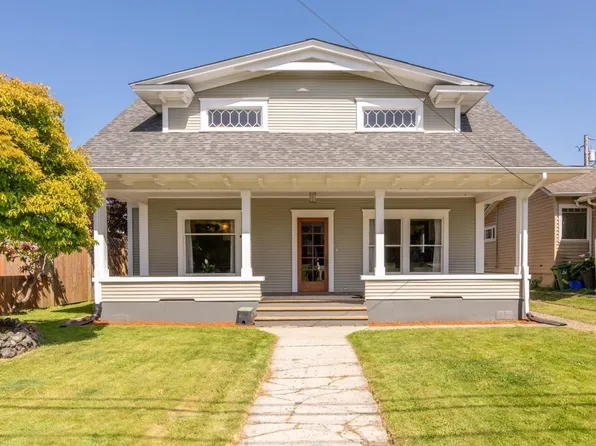 2649 Sheridan Ave, North Bend, OR 97459