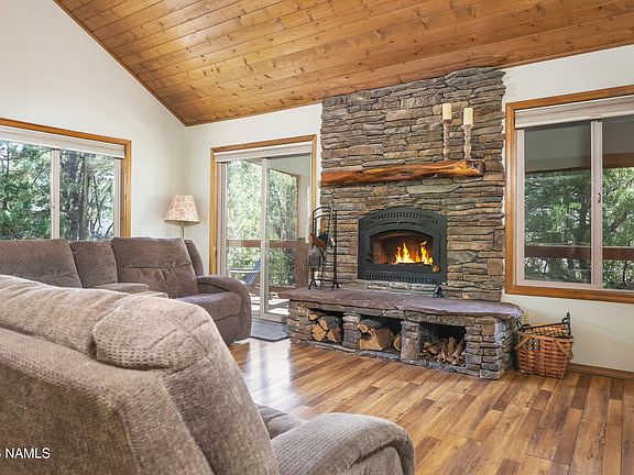 4th image of 1380 Fishlake Dr