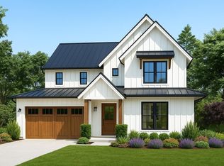 4 High Point Rd, Falmouth, ME 04105