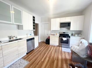 158-159 Boston St, Dorchester, MA 02125