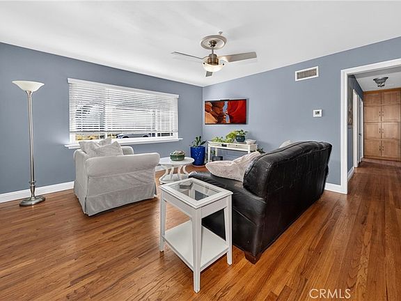 2nd image of 1417 Berkeley Dr