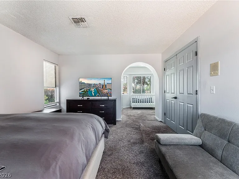 9005 Feather River Ct — Photo 22