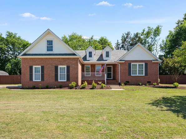 206 Brentmeade Dr, Murfreesboro, TN 37130