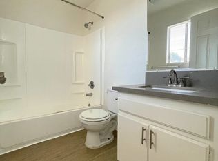 1207 Rose Ave APT 15, Long Beach, CA 90813