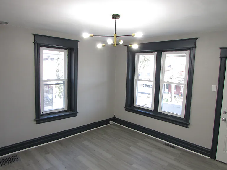 1769 Broadway — Photo 2