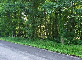 3-3800 Pew Rd, Fredonia, PA 16124