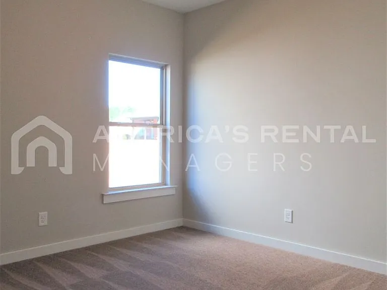105 Shepherds Loop — Photo 5