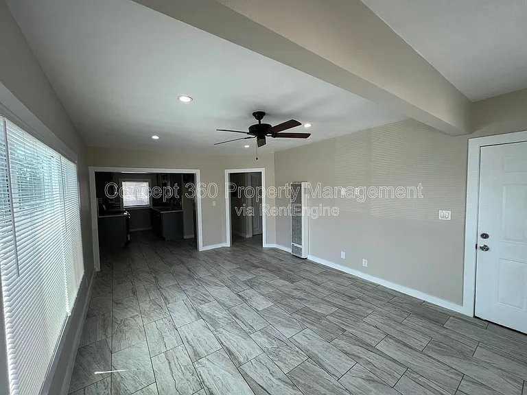 7370 Neo St #7 — Photo 4