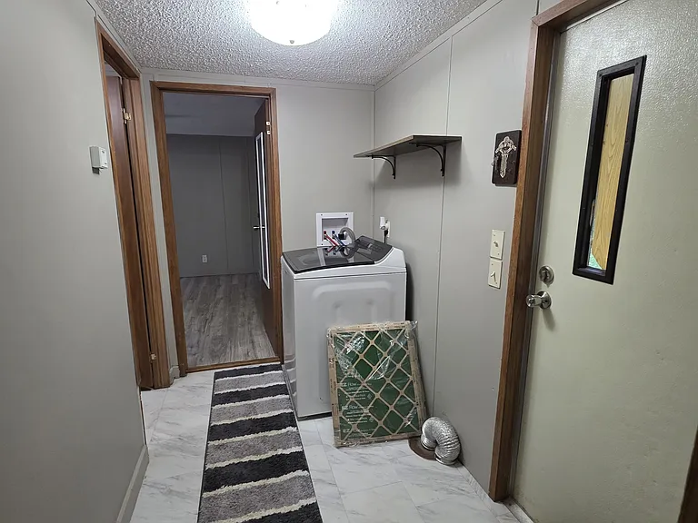 Utility room.