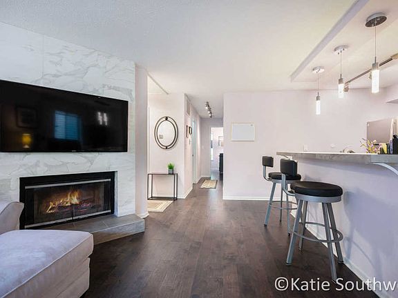 4th image of 3159 Windcrest Dr NE