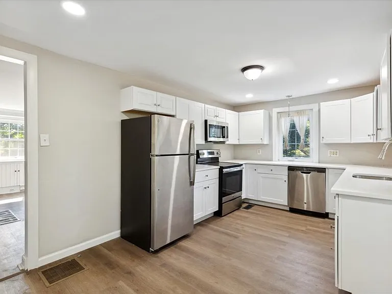 3539 Skippack Pike — Photo 2