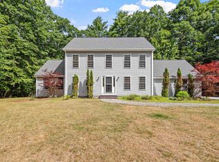 9 Hampshire Hills Dr, Bow, NH 03304