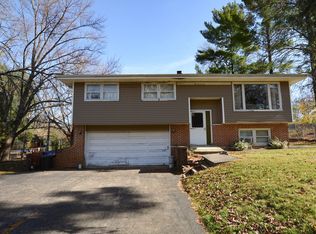 3N735 Norris Ave, West Chicago, IL