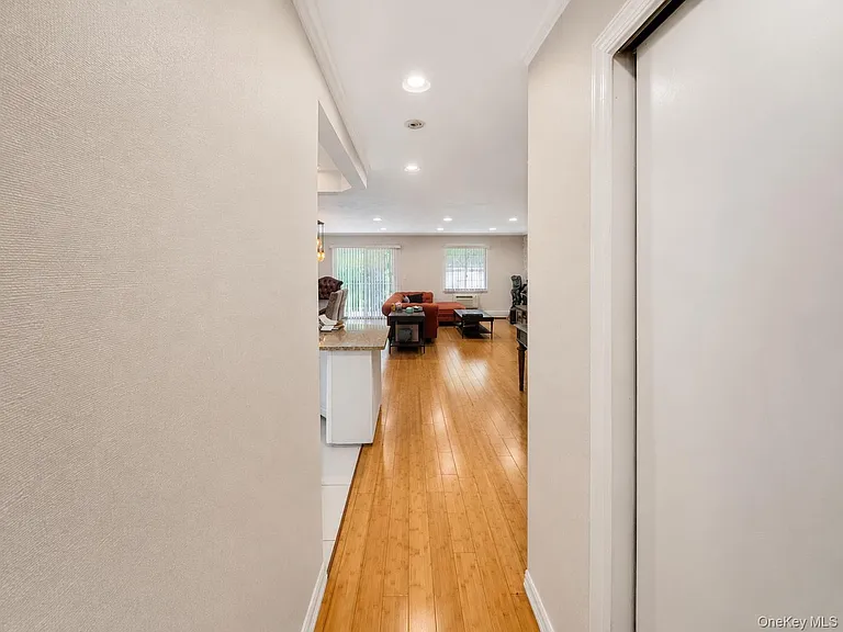 13-09 Michael Ct #164M — Photo 12