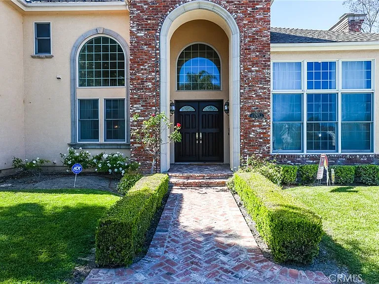 2821 Copa De Oro Dr — Photo 2
