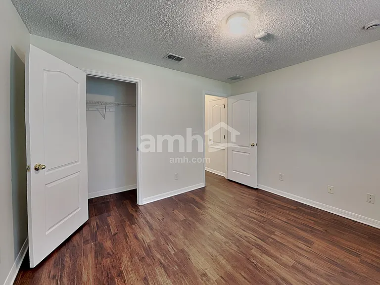 648 Winding Lake Dr — Photo 19
