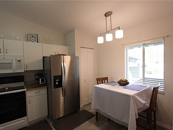 4th image of 800 New Waterford Dr APT 203