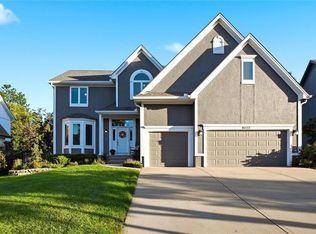 8412 W 129th Ter, Overland Park, KS 66213