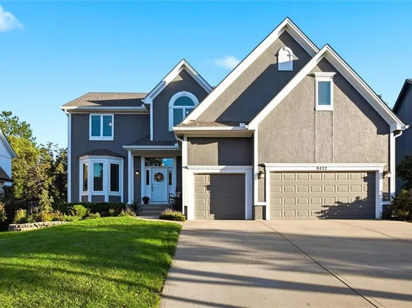 8412 W 129th Ter, Overland Park, KS 66213