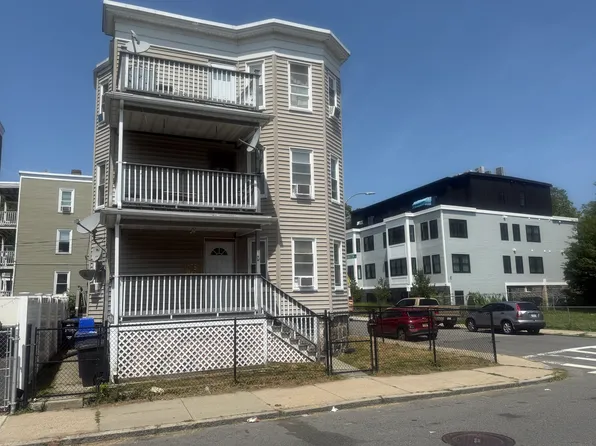 29 Torrey St, Dorchester, MA 02124