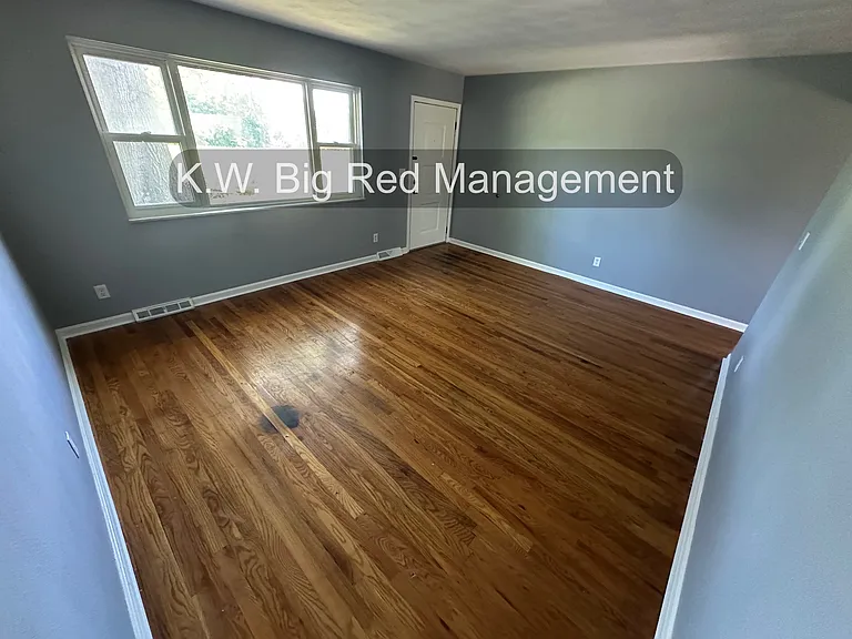 721 Allentown Rd — Photo 2