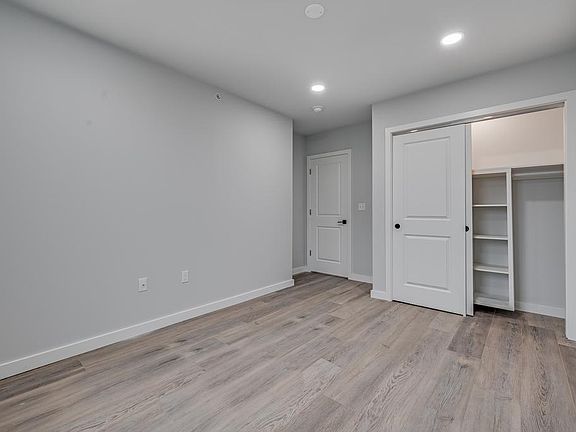 3rd image of 3615 Melon St #3