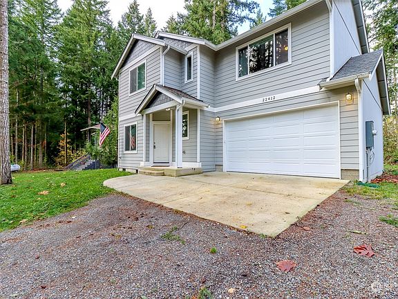 2nd image of 22412 Parkcrest Lane SE