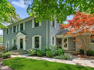 1216 Scott Ave, Winnetka, IL 60093