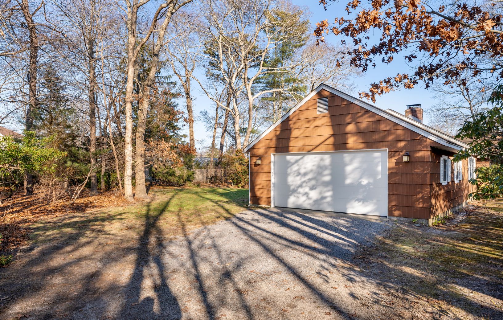 23 Kyle Rd, Hampton Bays, NY 11946 Out East