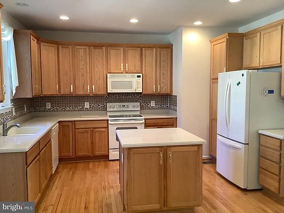 5th image of 9331 Cumbria Valley Dr