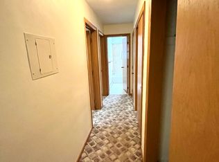 25 W Redwing St APT 8, Duluth, MN 55803